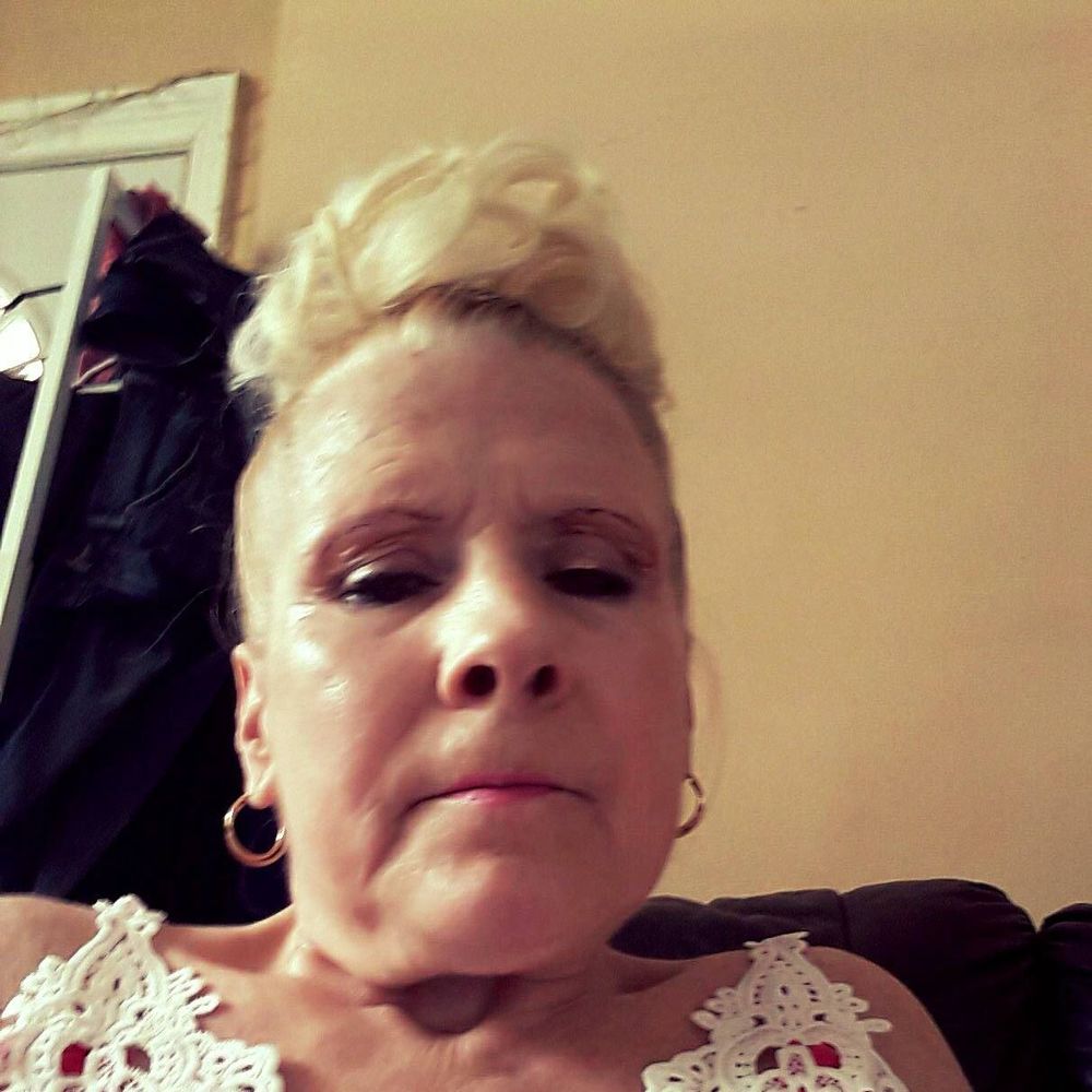 Meet your Posher, Janet